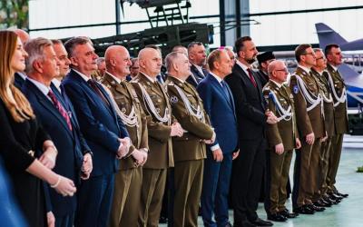 Spotkanie wielkanocne w Premierem i MON